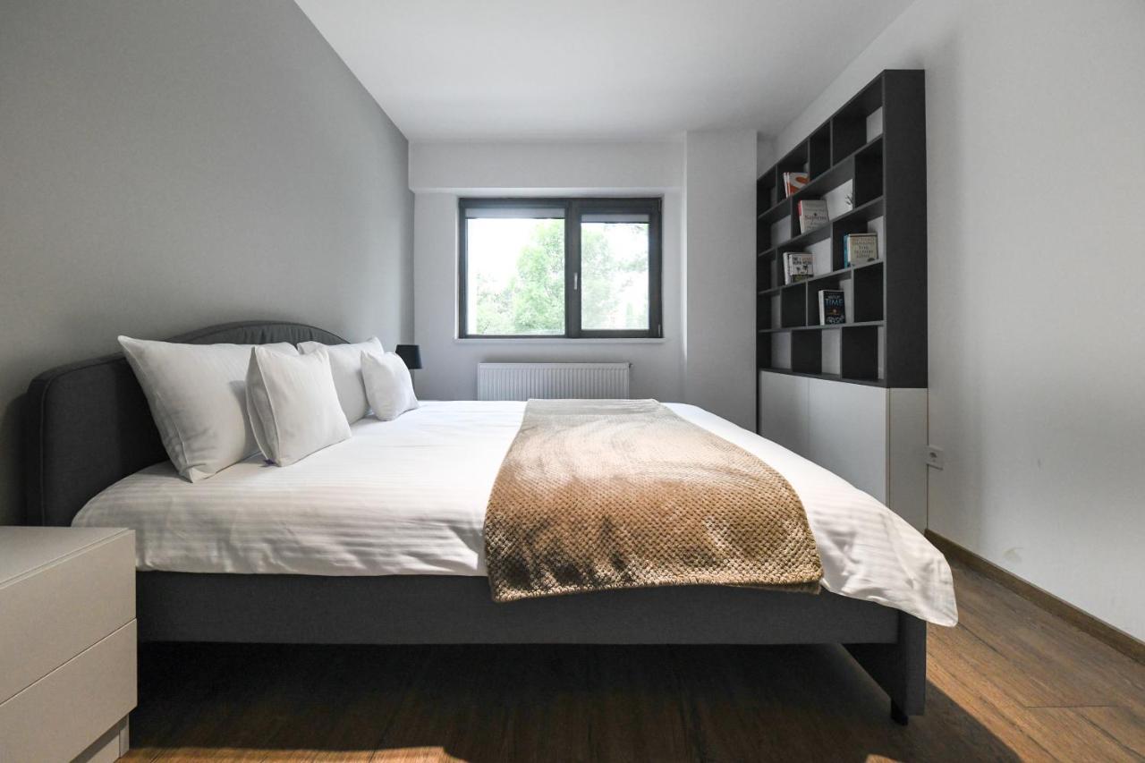 Modern Apartment In A Quiet Area คลูจ-นาโปกา ภายนอก รูปภาพ