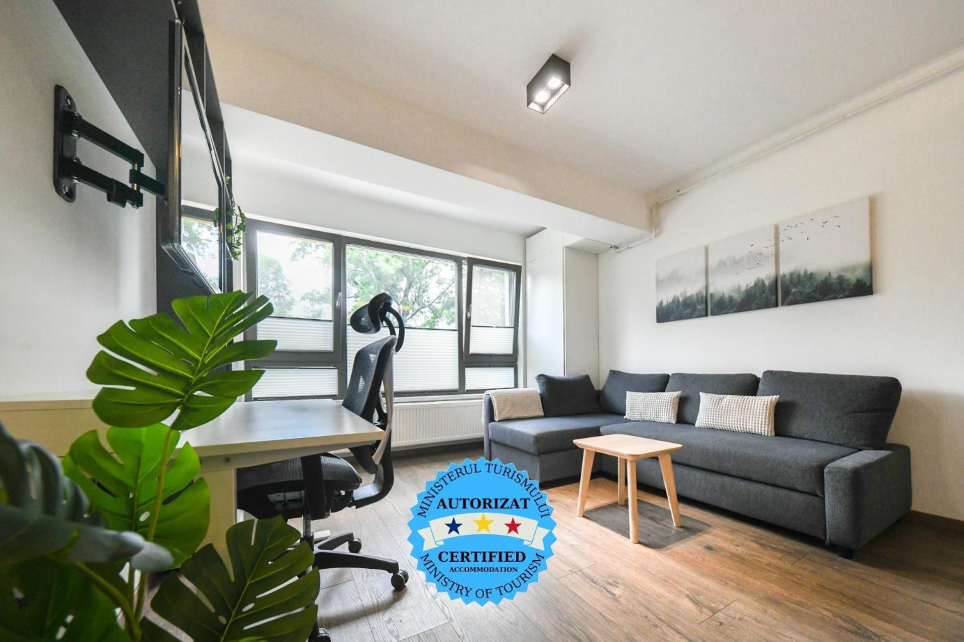 Modern Apartment In A Quiet Area คลูจ-นาโปกา ภายนอก รูปภาพ